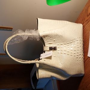 Brahmin NWT Medium Mallory Crystal  Melbourne